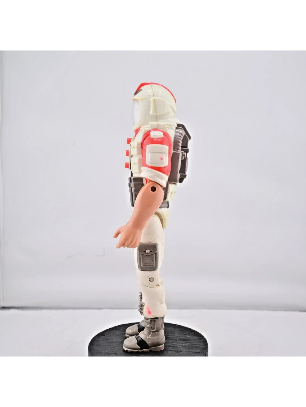 Striker Vintage 1992 Toy Island Video Command Talking Action Figure WORKS READ